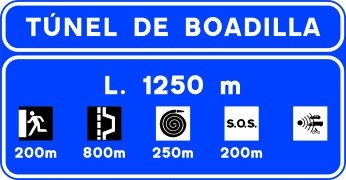 Señal S-531: Localización de un túnel en autopista o autovía con información sobre sus instalaciones de seguridad
