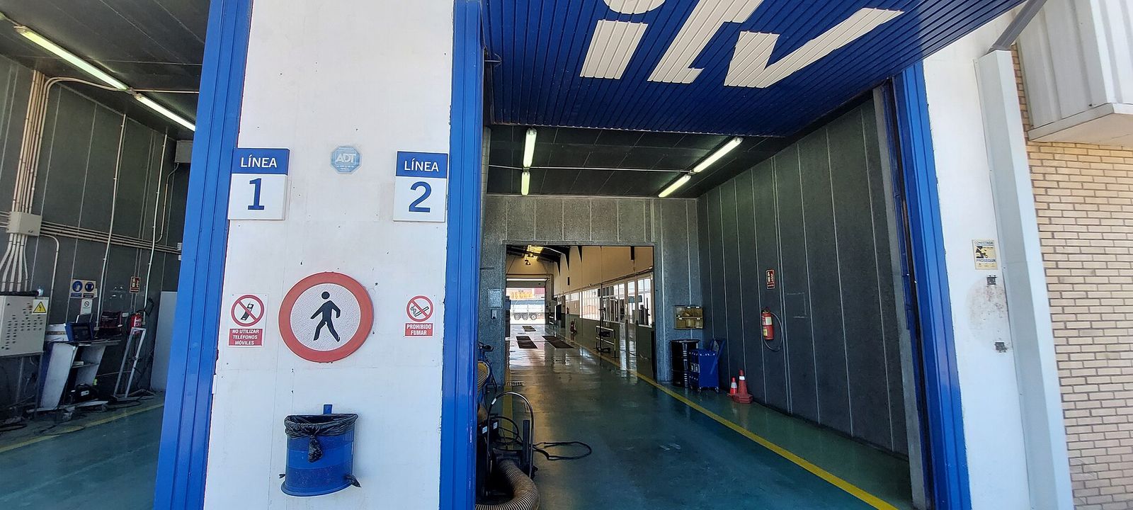 Líneas de inspección de una estación ITV